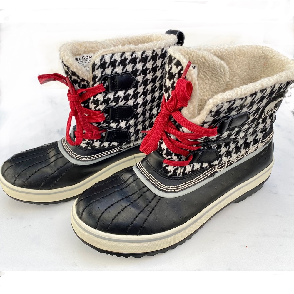 Sorel Tivoli Houndstooth Waterproof Boots